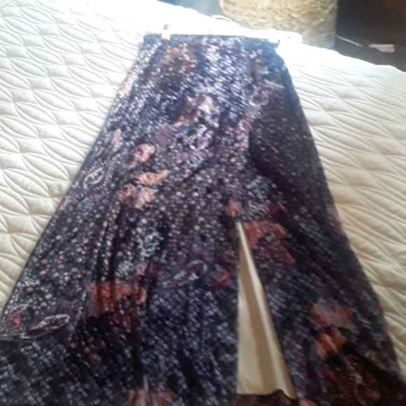 Velvet boho maxi skirt with front slit. Almost new. - Picture 2 of 5